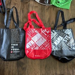 3 small reusable lululemon totes